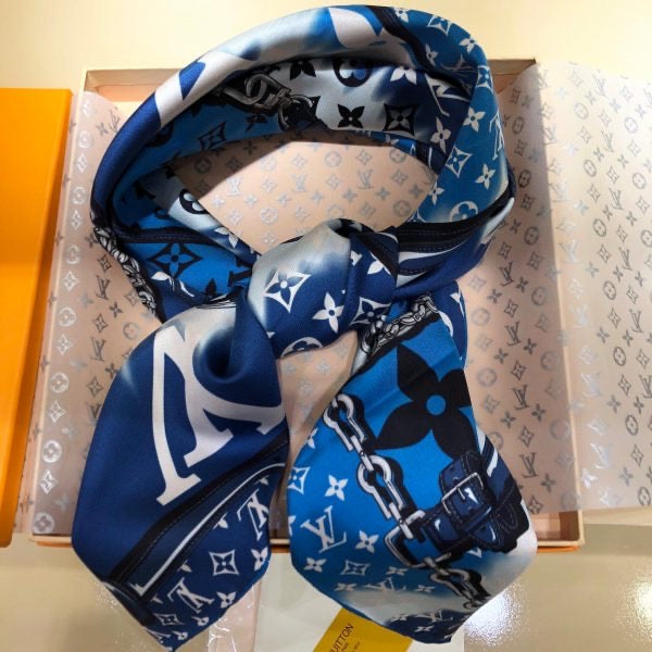 Escale Square Scarf