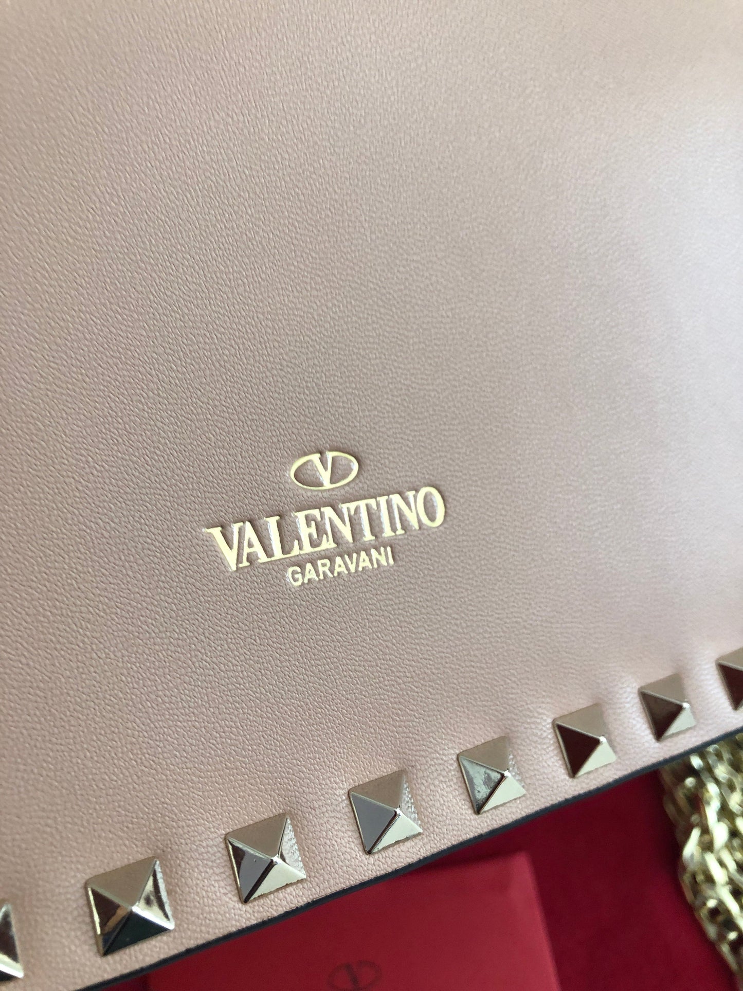 Rockstud Clutch