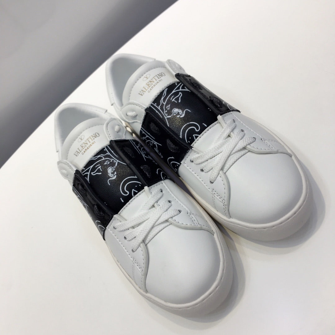 Open Sneaker