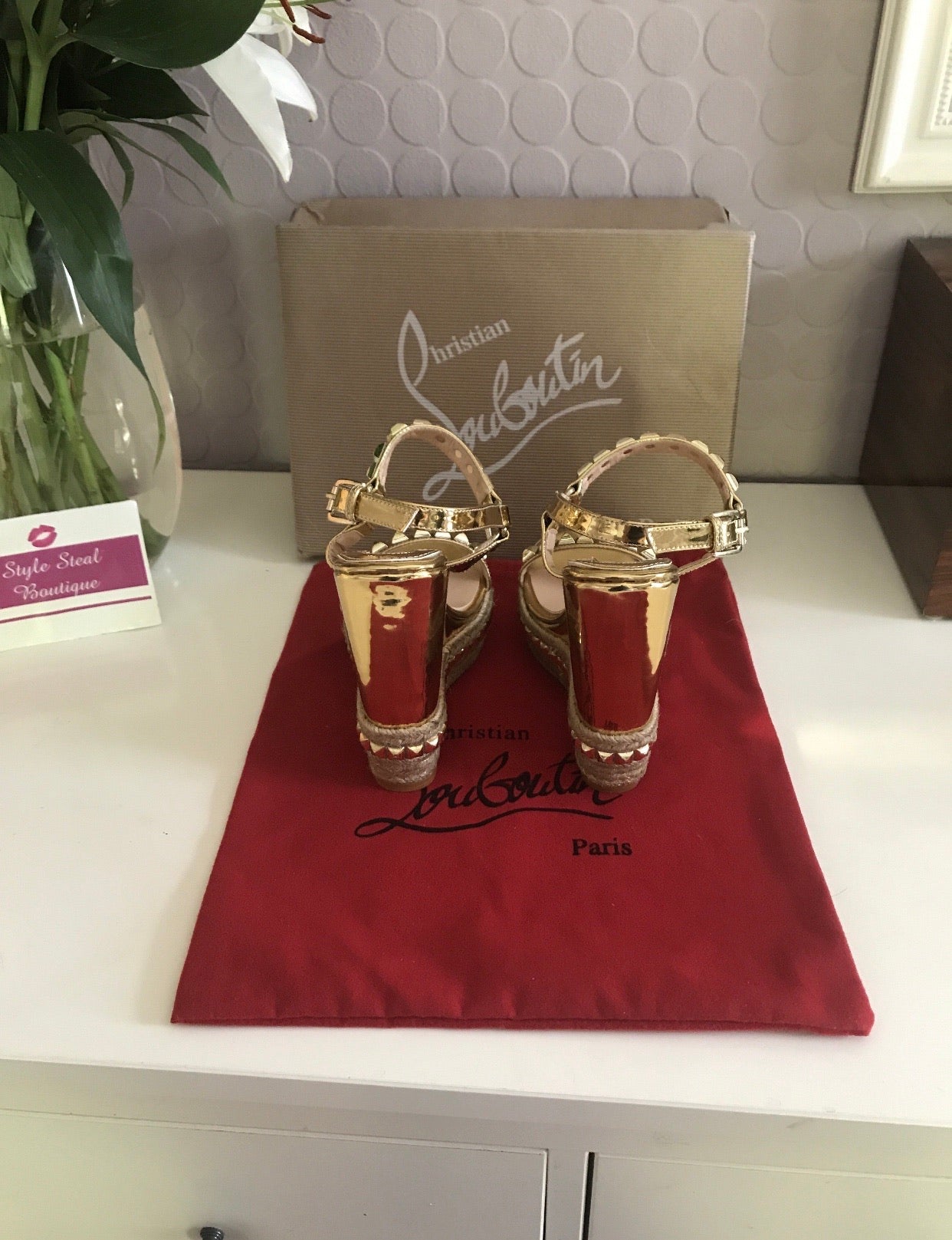Stud Wedges