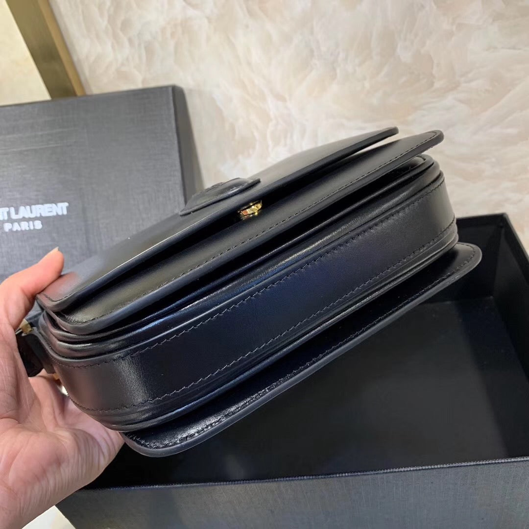 Besace Shoulder Bag