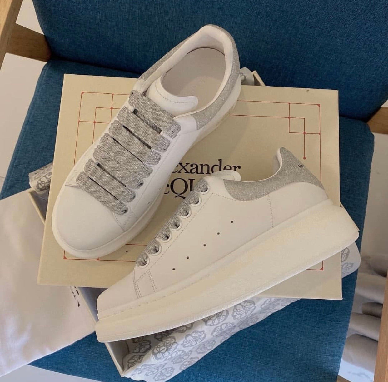 Oversized Sneaker