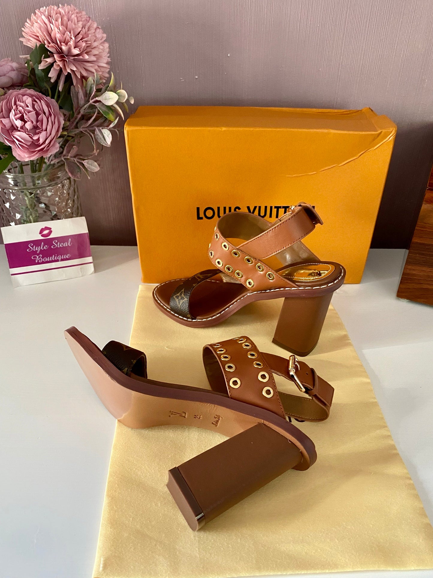 Passenger Sandals