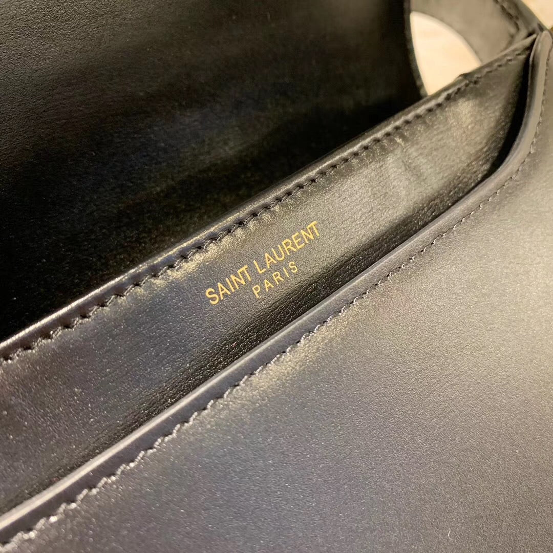 Besace Shoulder Bag
