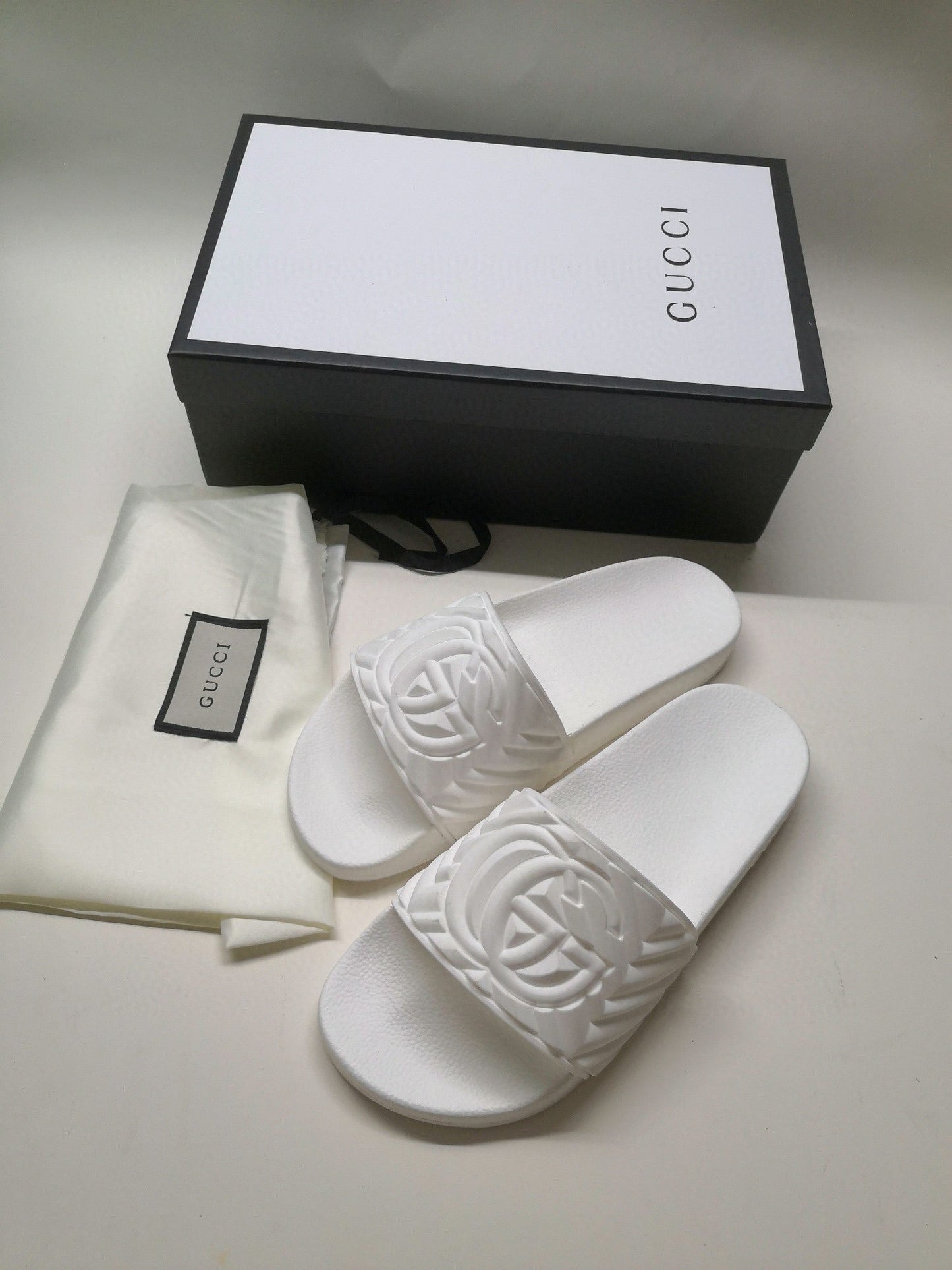 Matelasse Slides