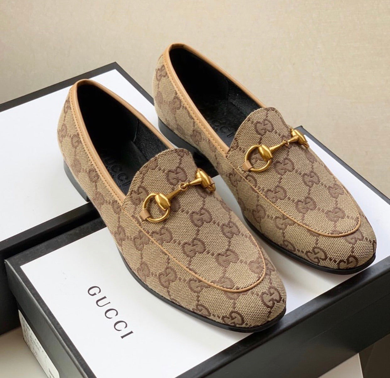 Jordaan Canvas Loafers
