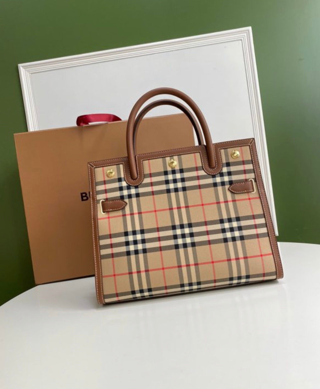 Title Bag