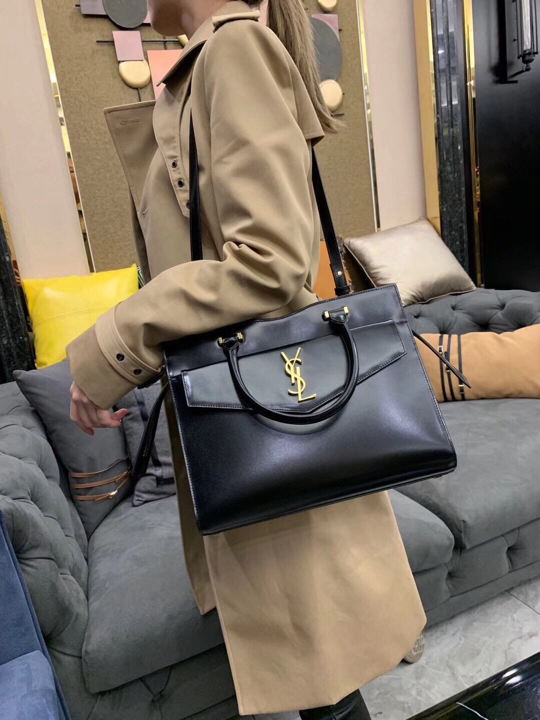 Uptown Medium Tote