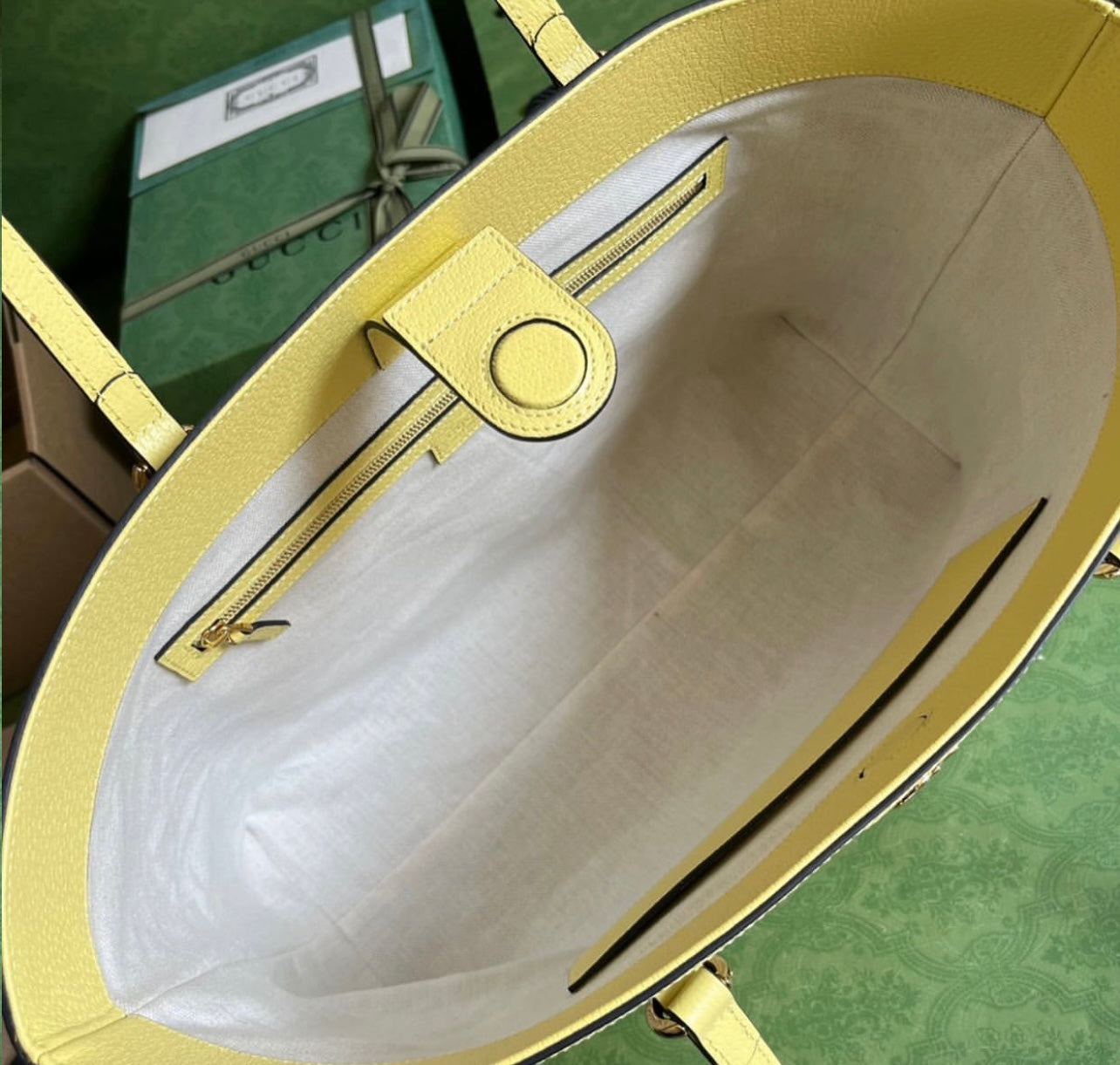 Ophidia Jumbo GG Tote