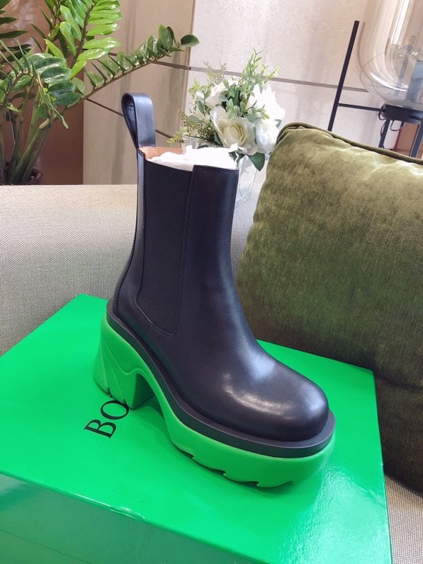 Flash Boots