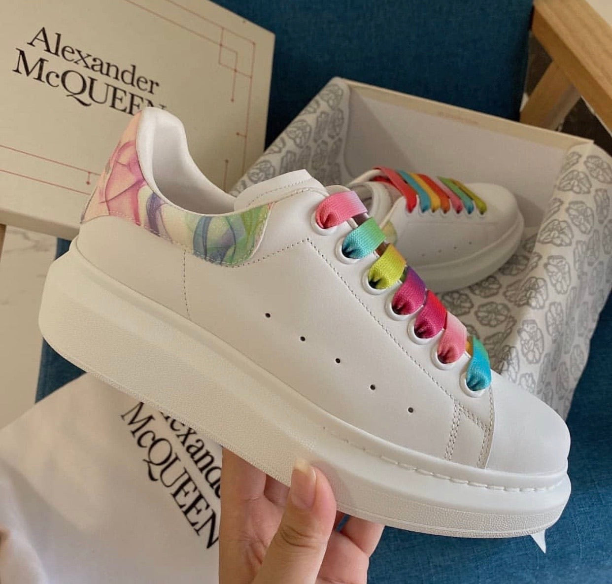 Oversized Sneaker