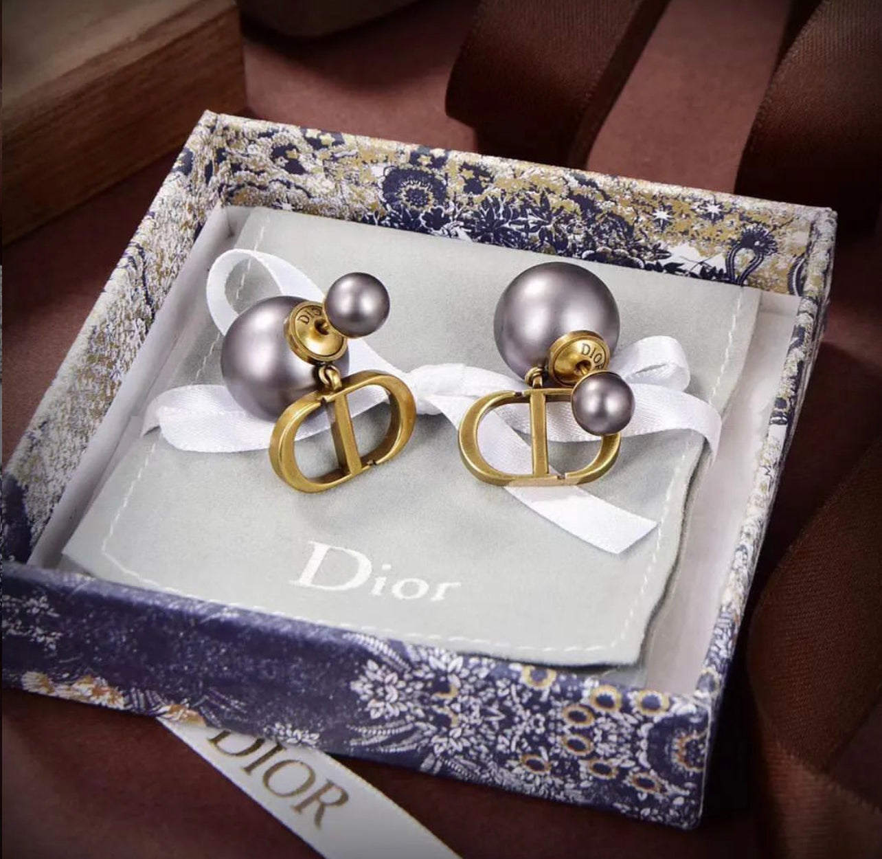 CD Pearl Earrings