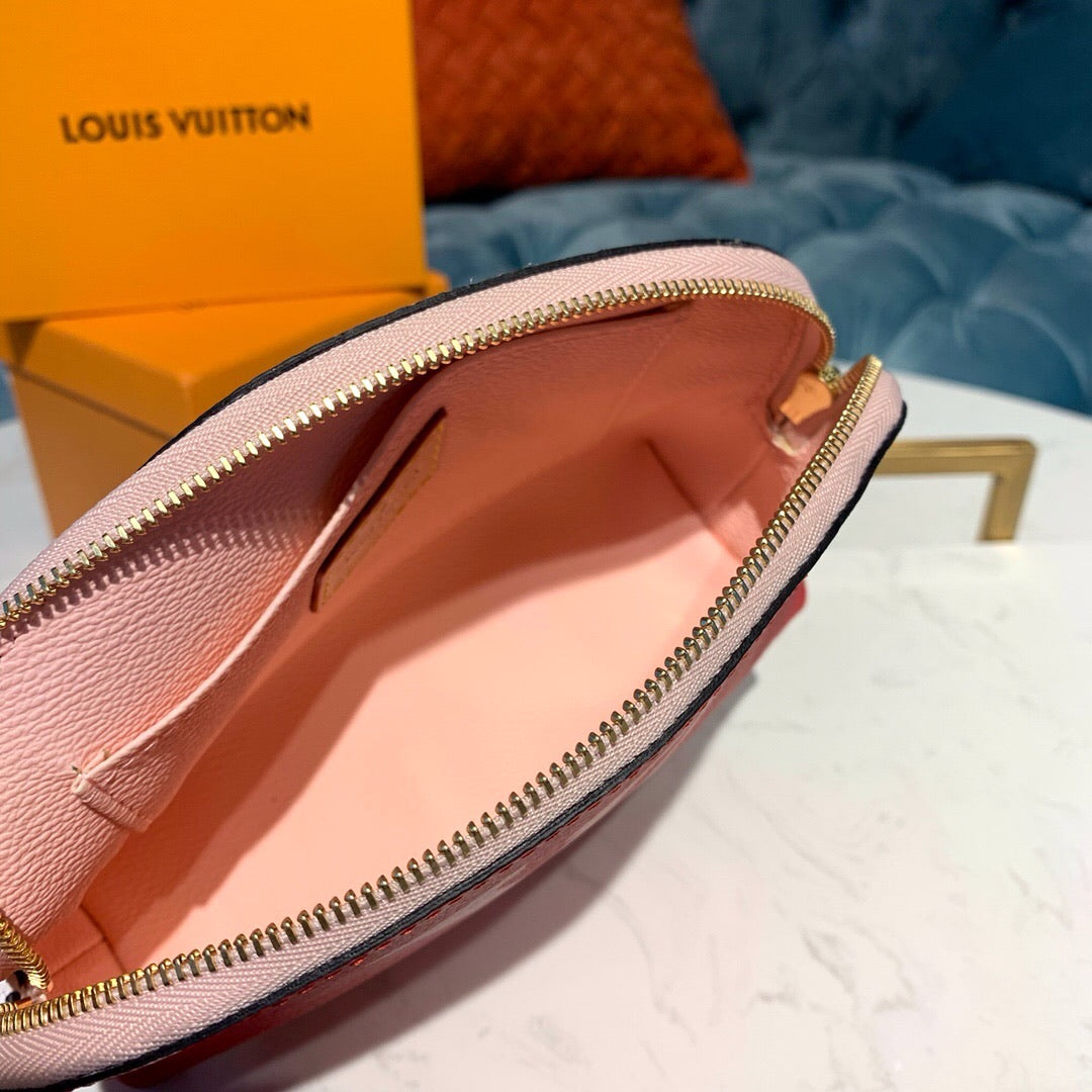 Giant Monogram Cosmetic Case