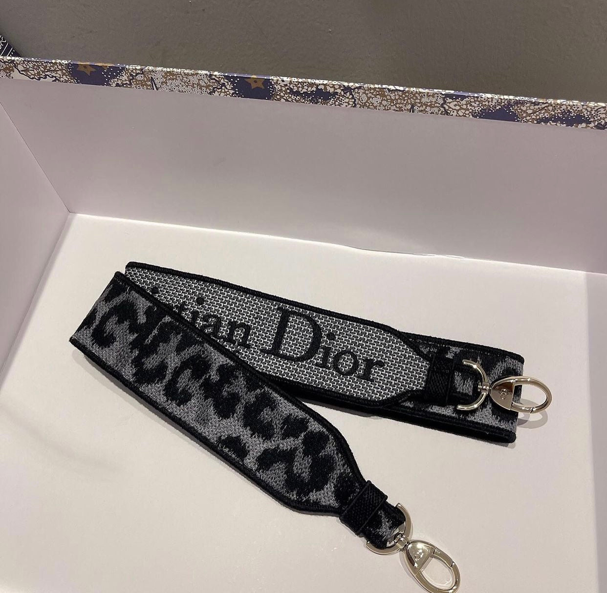 Lady D Medium
