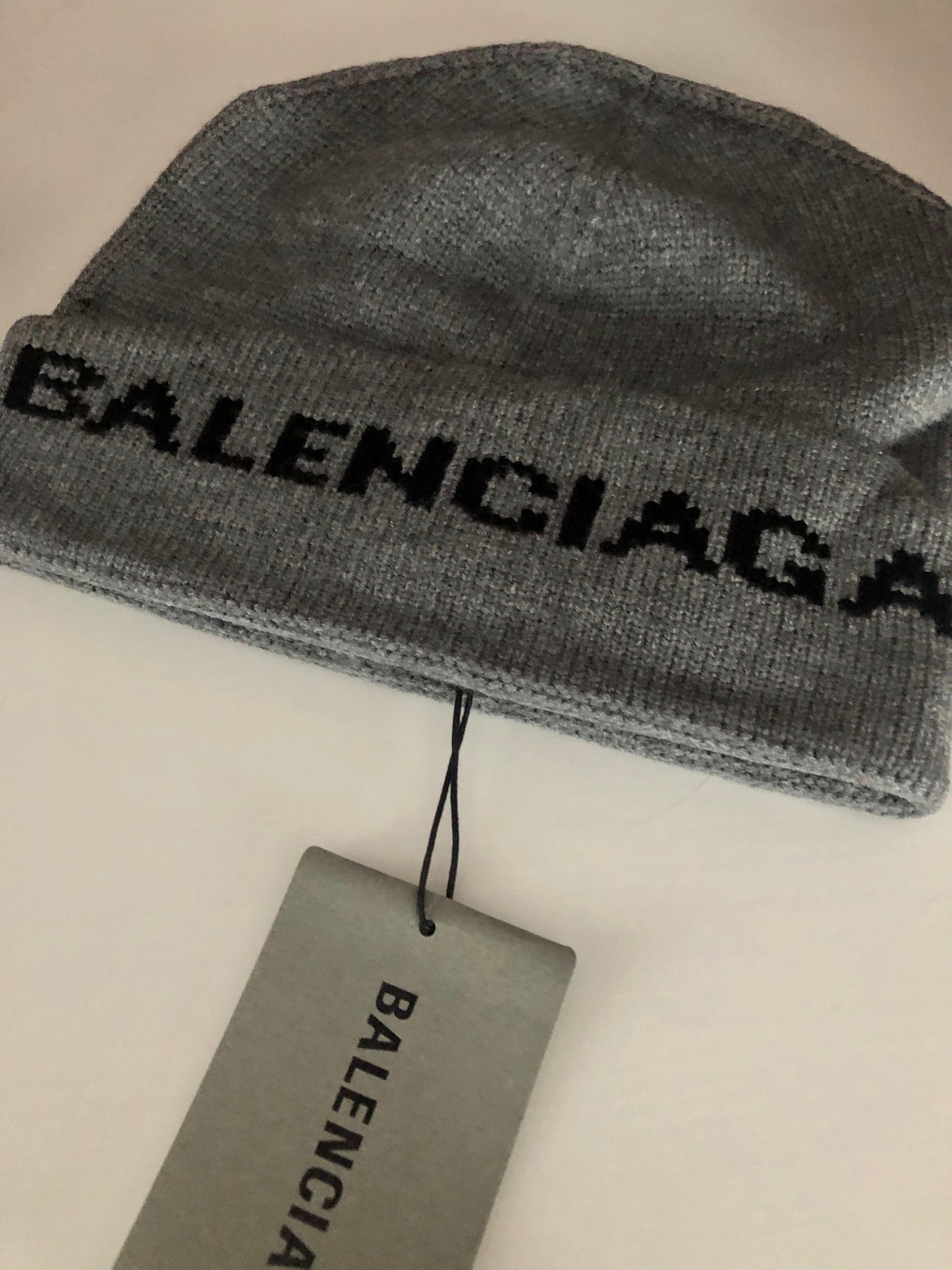 Logo Hat