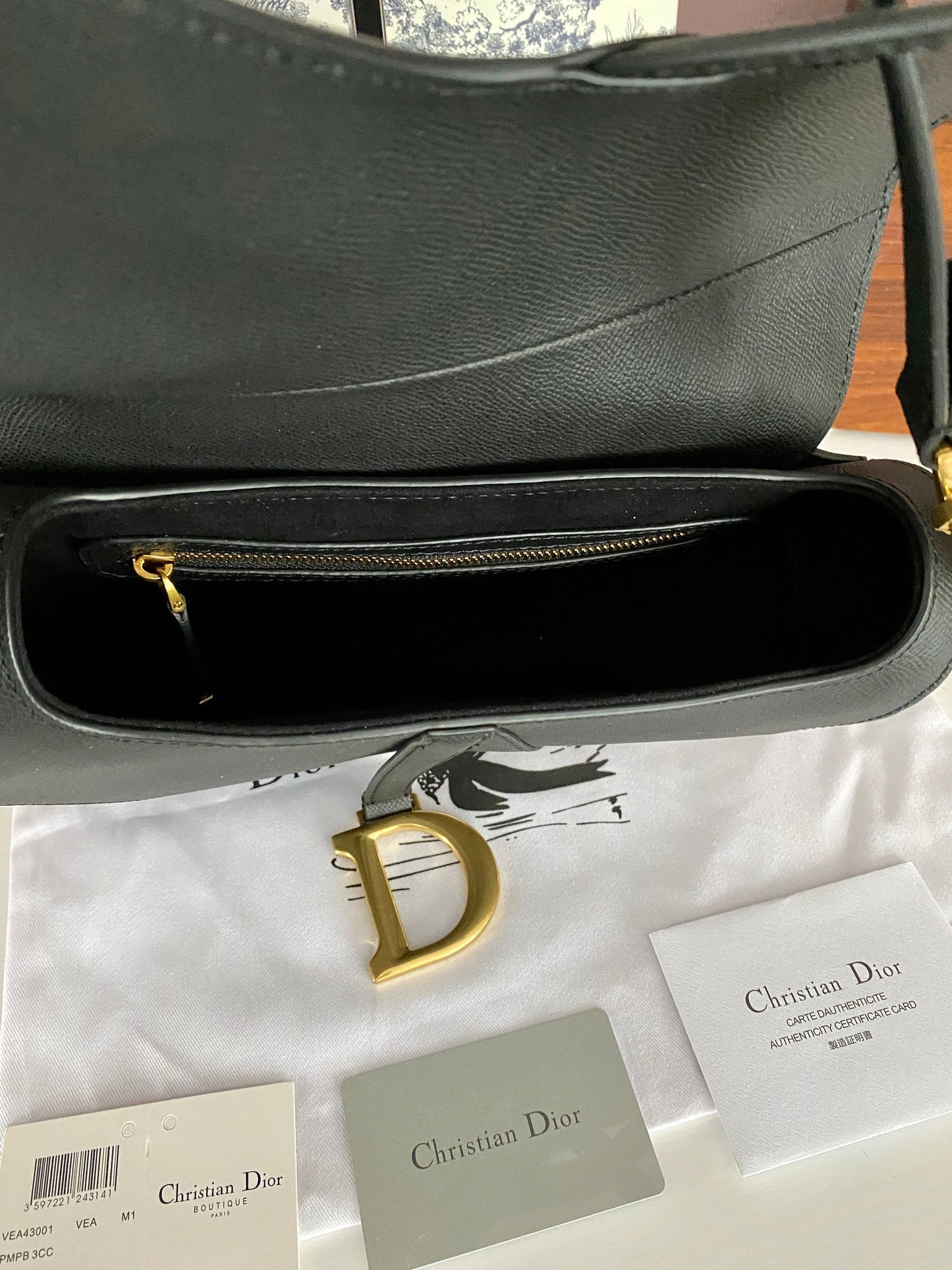 Saddle Bag Grained Leather