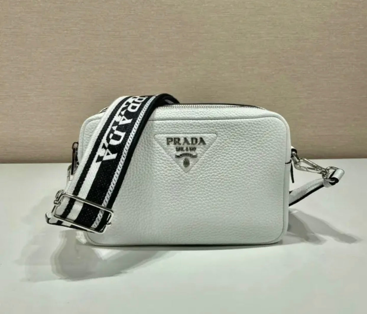 Medium Leather Bag