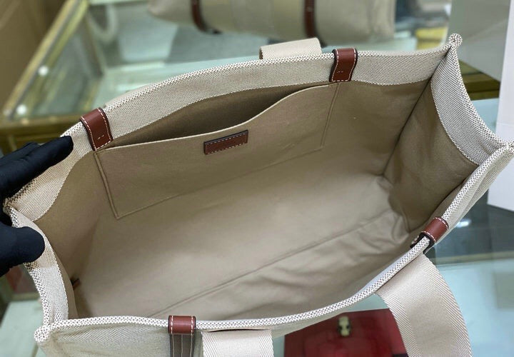 Woody Tote