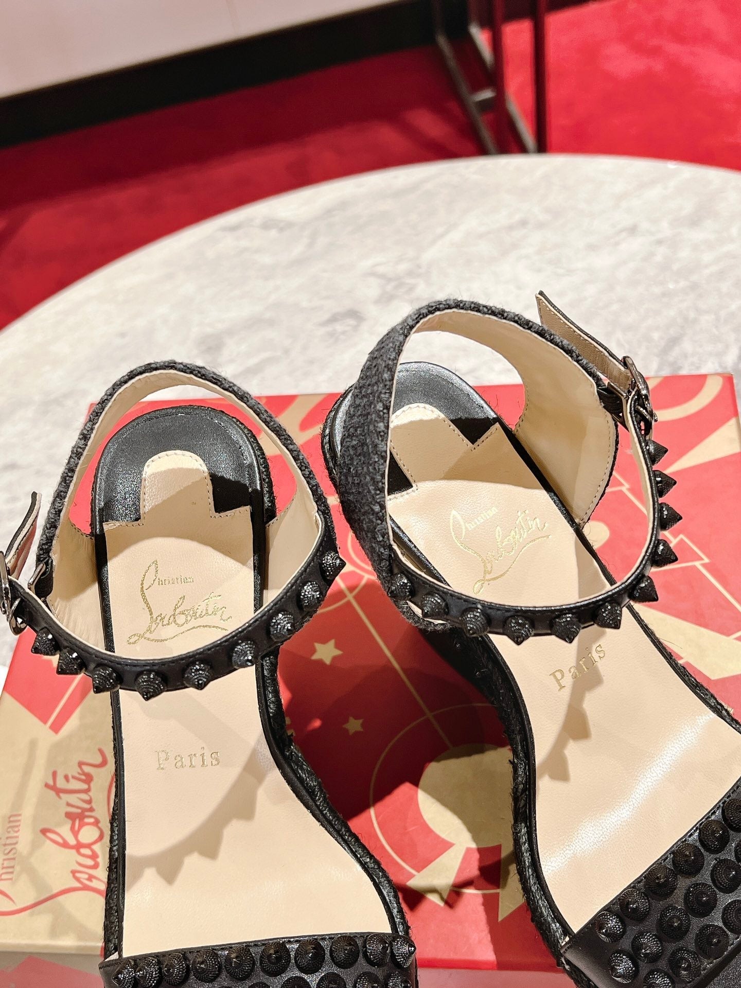 Madmonica Wedges