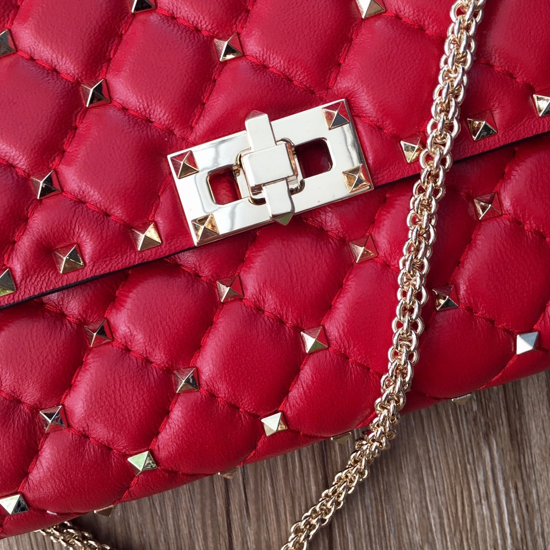 Spike Chain Clutch