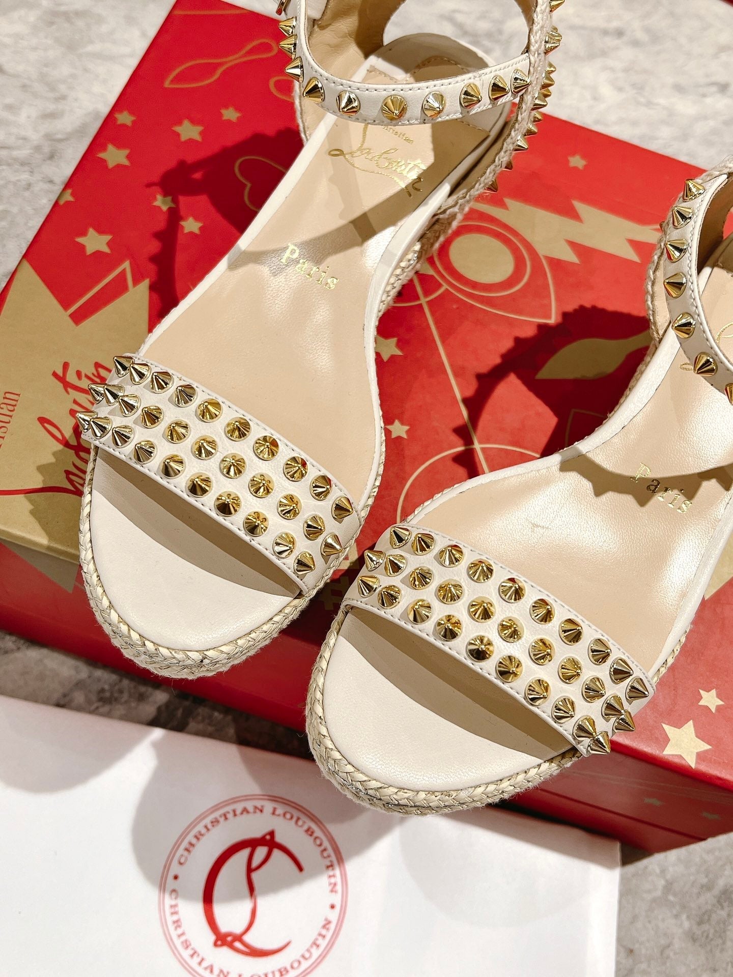 Madmonica Wedges