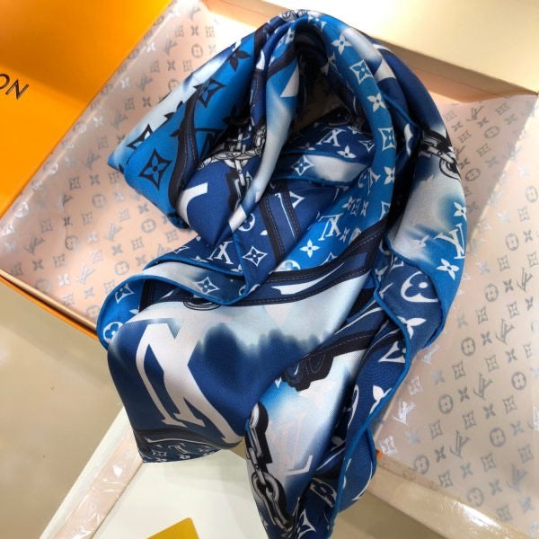 Escale Square Scarf