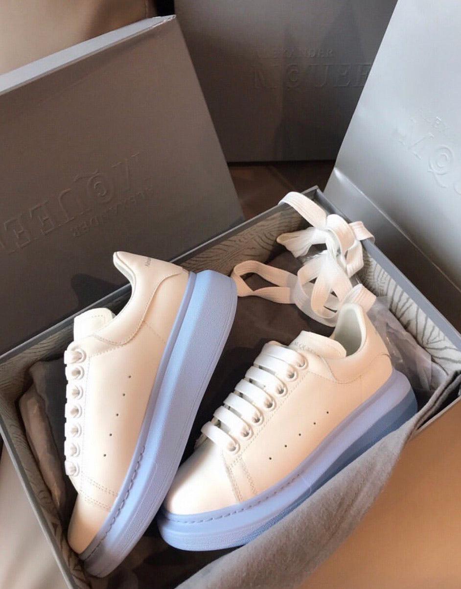 Oversized Sneaker