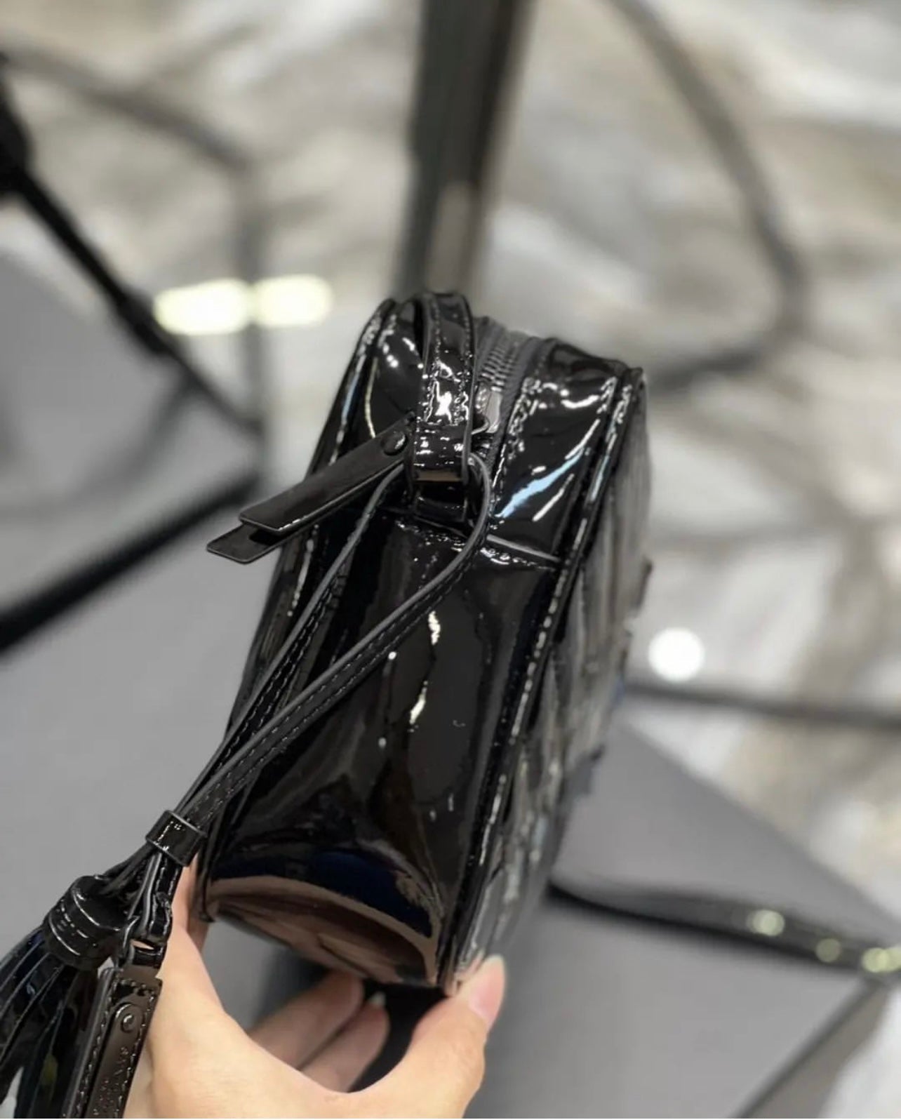 Patent Lou Camera Bag