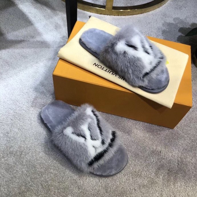 Homey Slippers