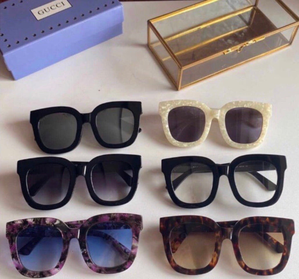 Round Frame Sunglasses with Star