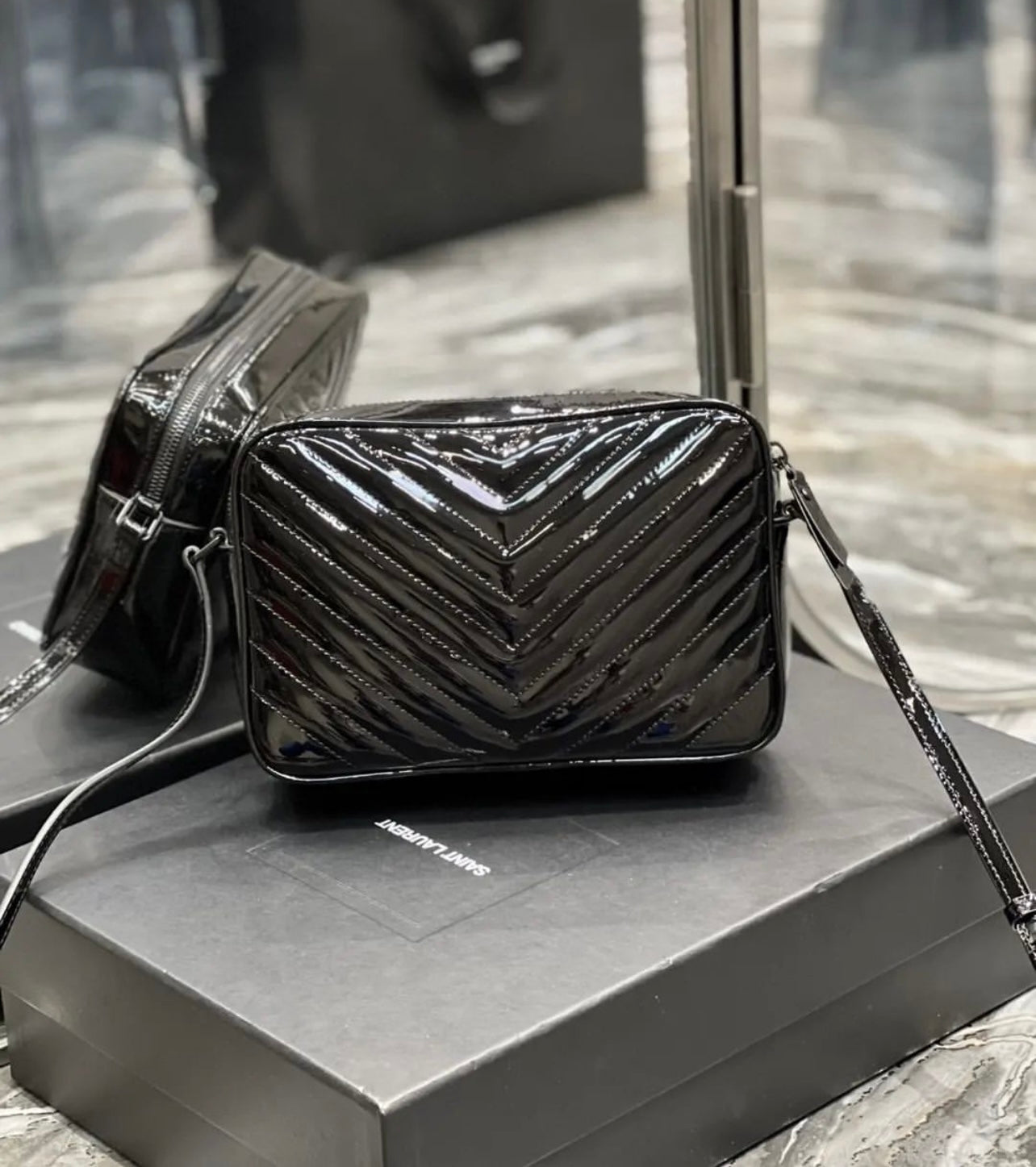 Patent Lou Camera Bag