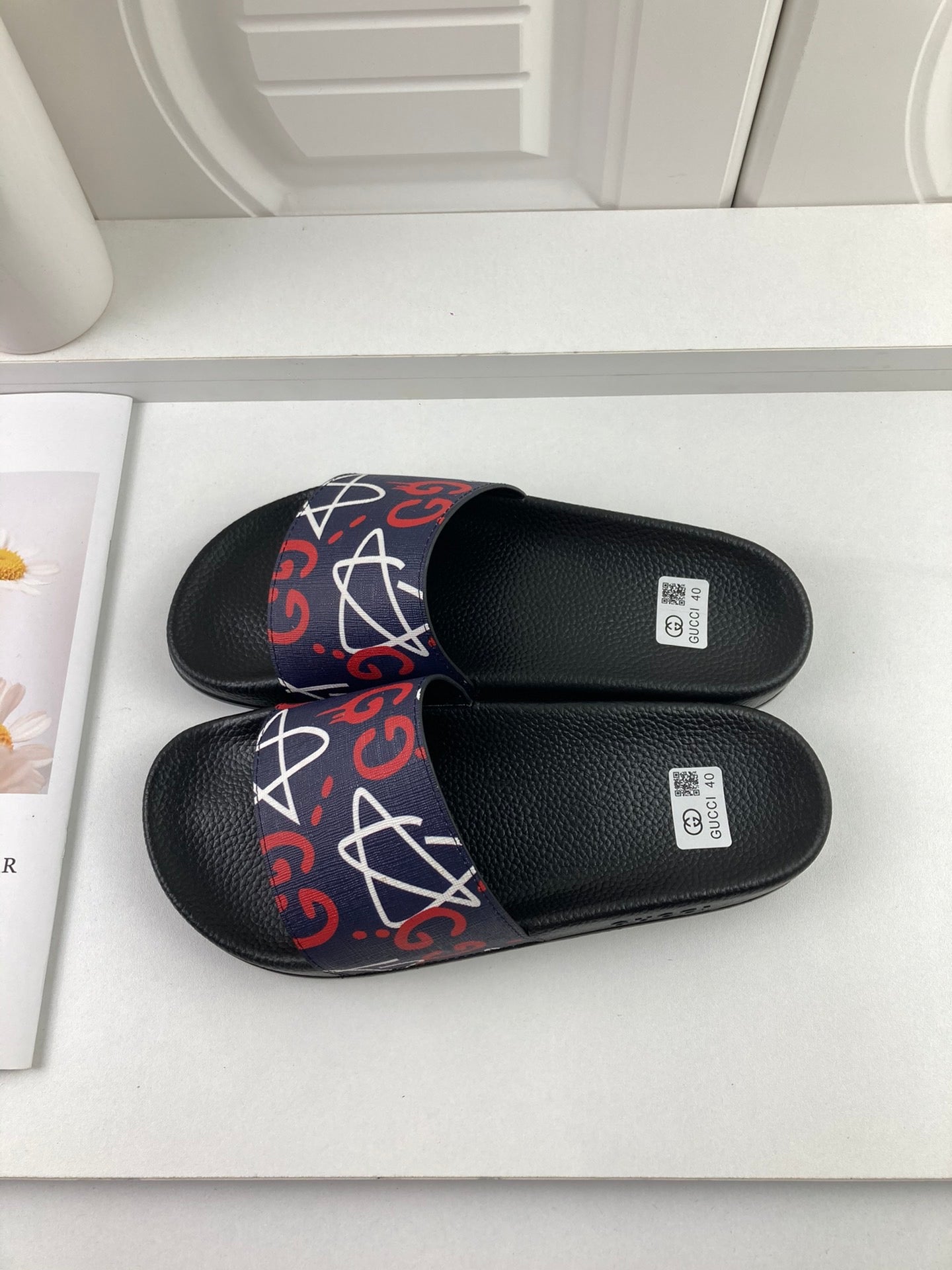 Logo Slides