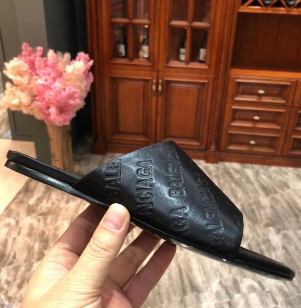 Oval Mules