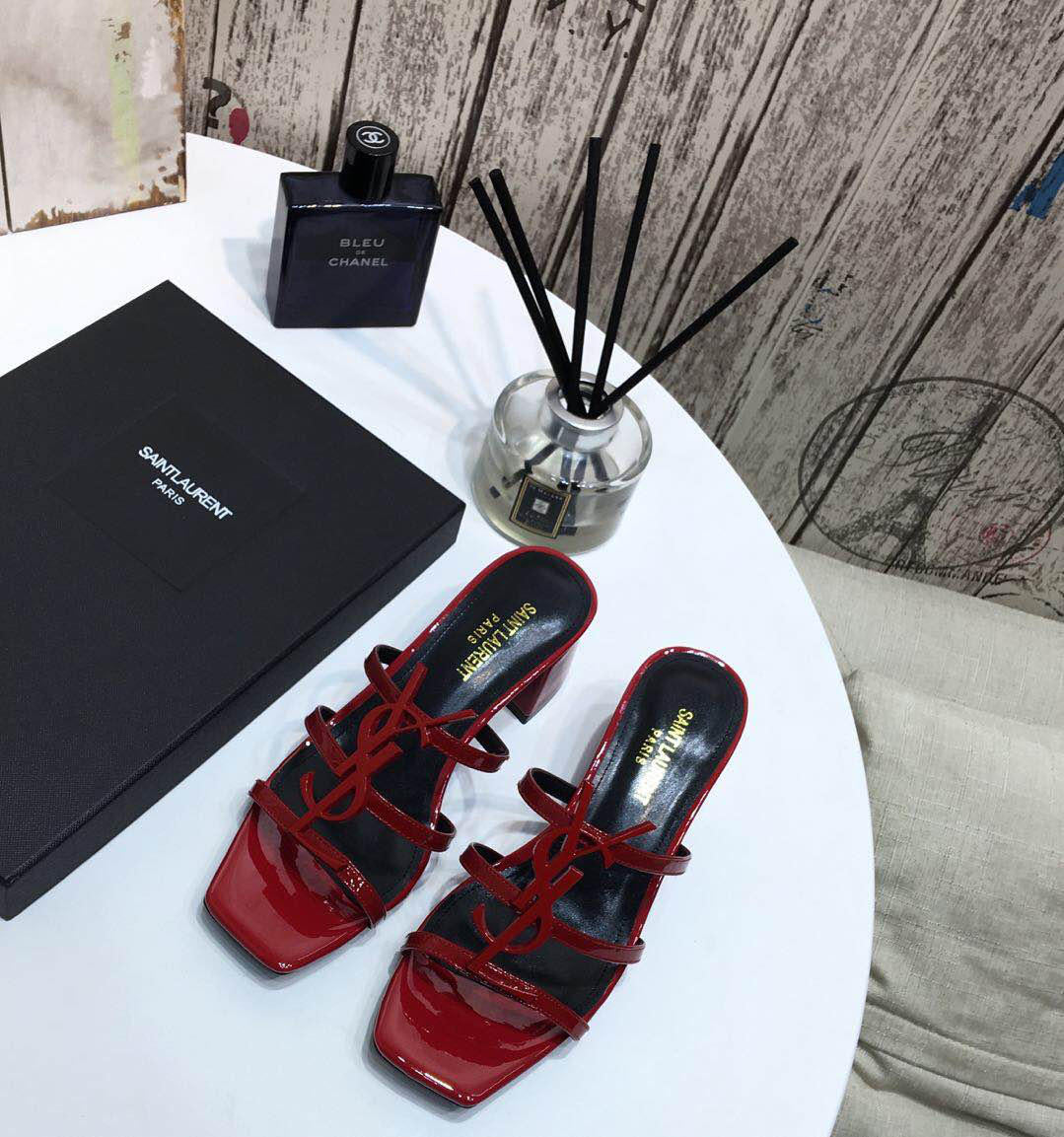 Cassandra Mules
