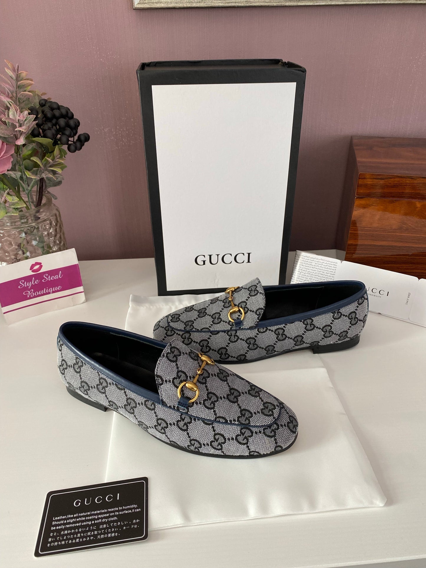 Jordaan Canvas Loafers