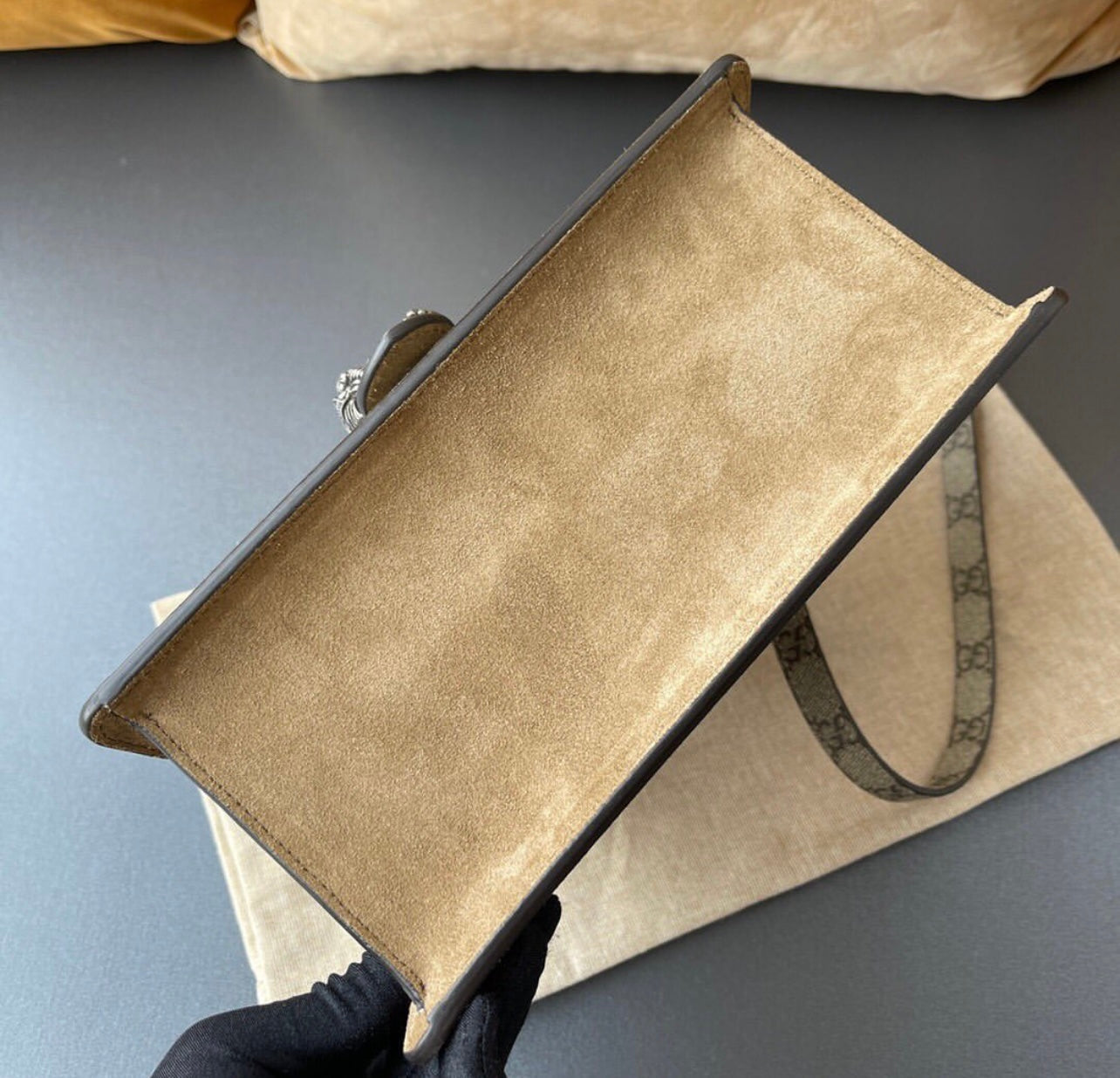 Dionysus Top Handle