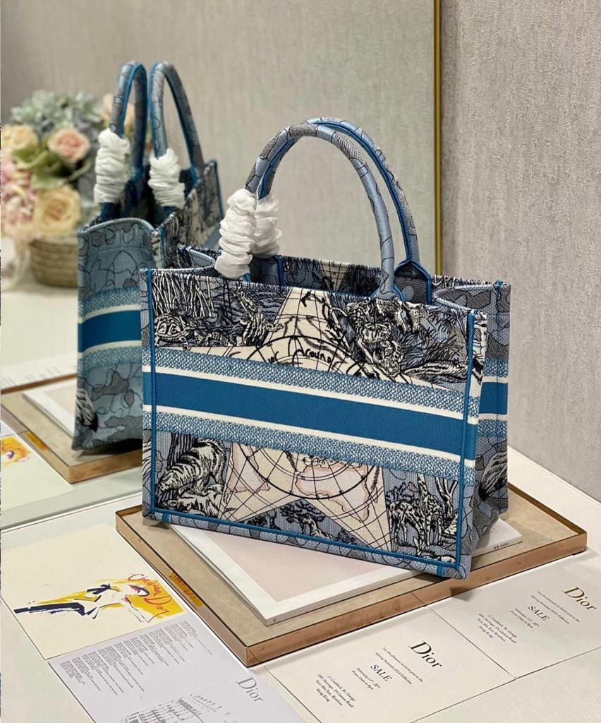 Book Tote