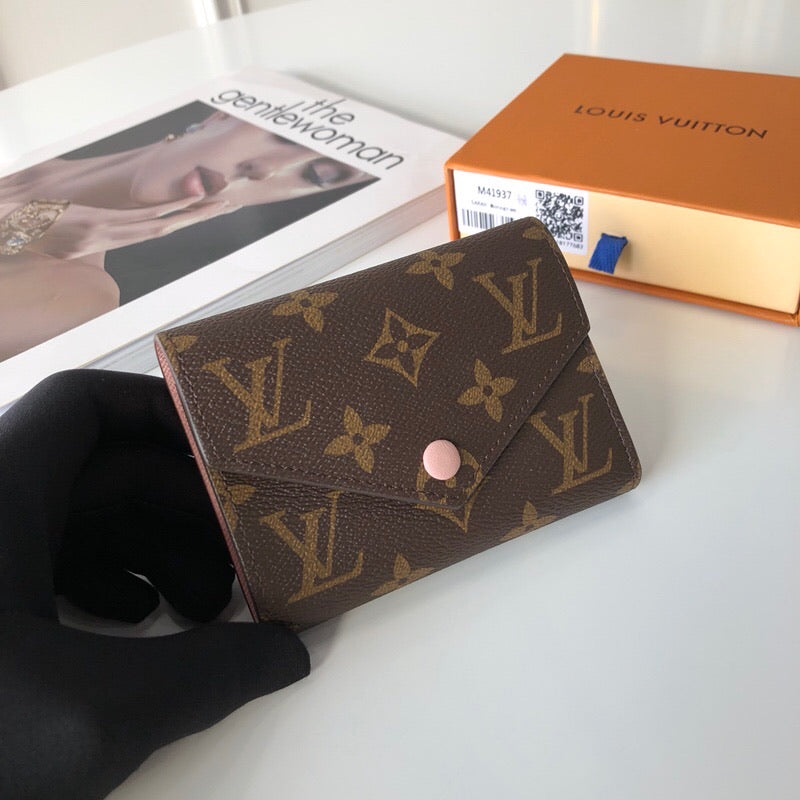 Victorine Wallet