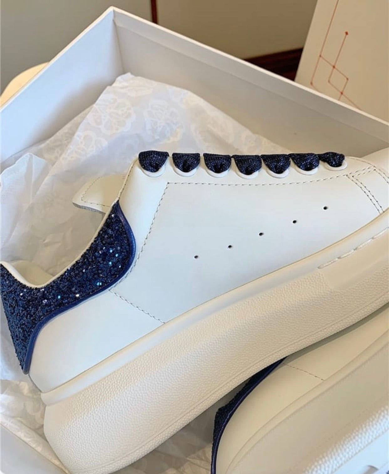Oversized Sneaker Glitter