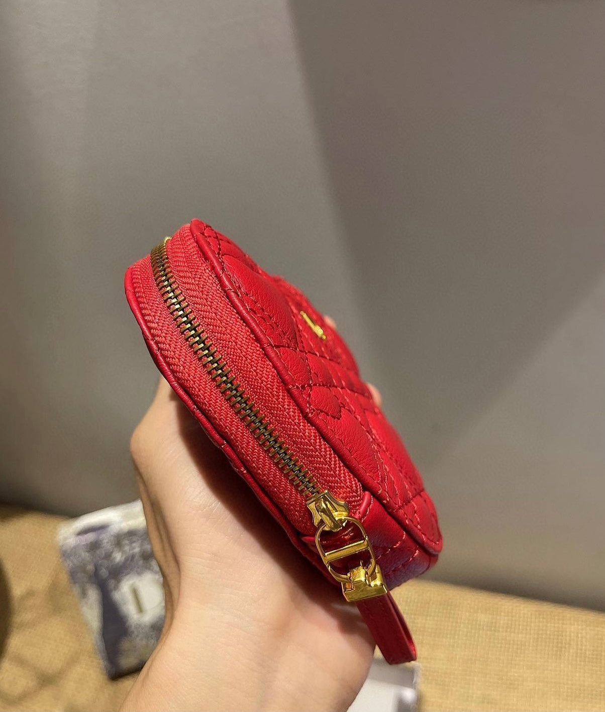 Amour Caro Pouch