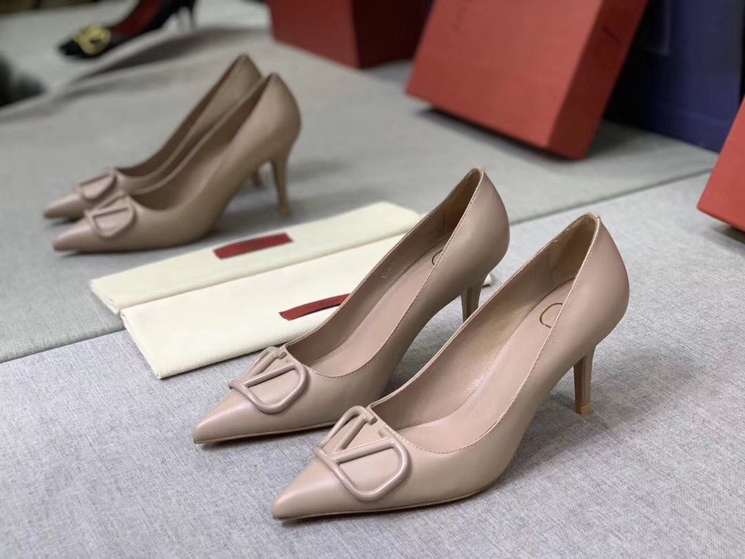 V Logo Pump