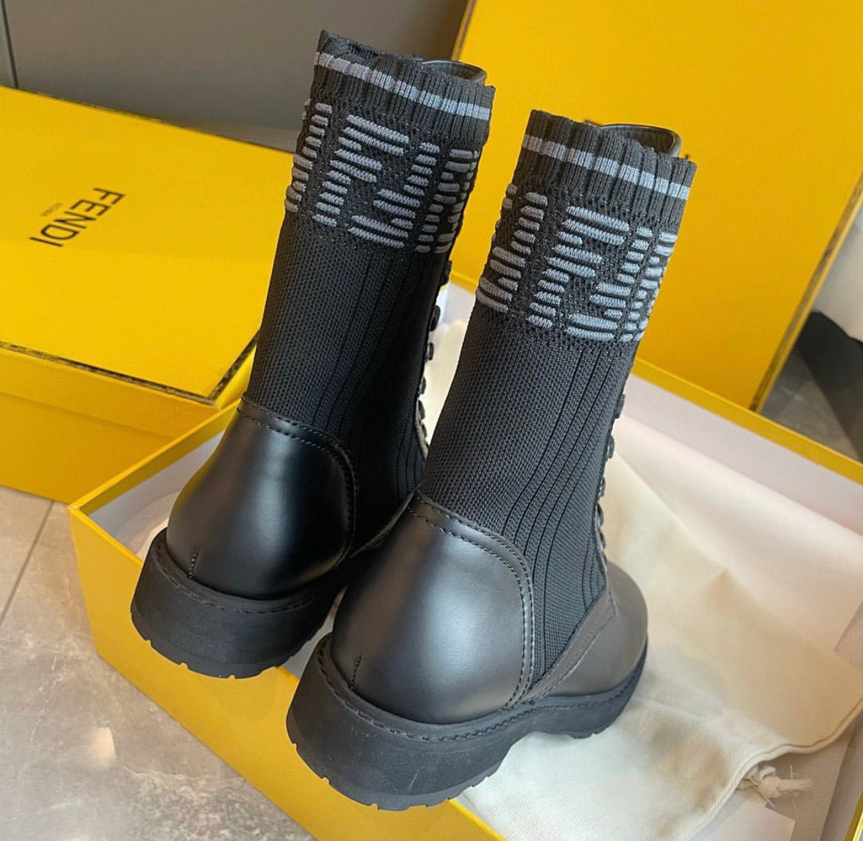 Rockoko Boots