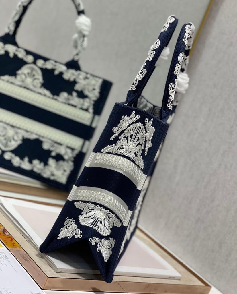 Book Tote