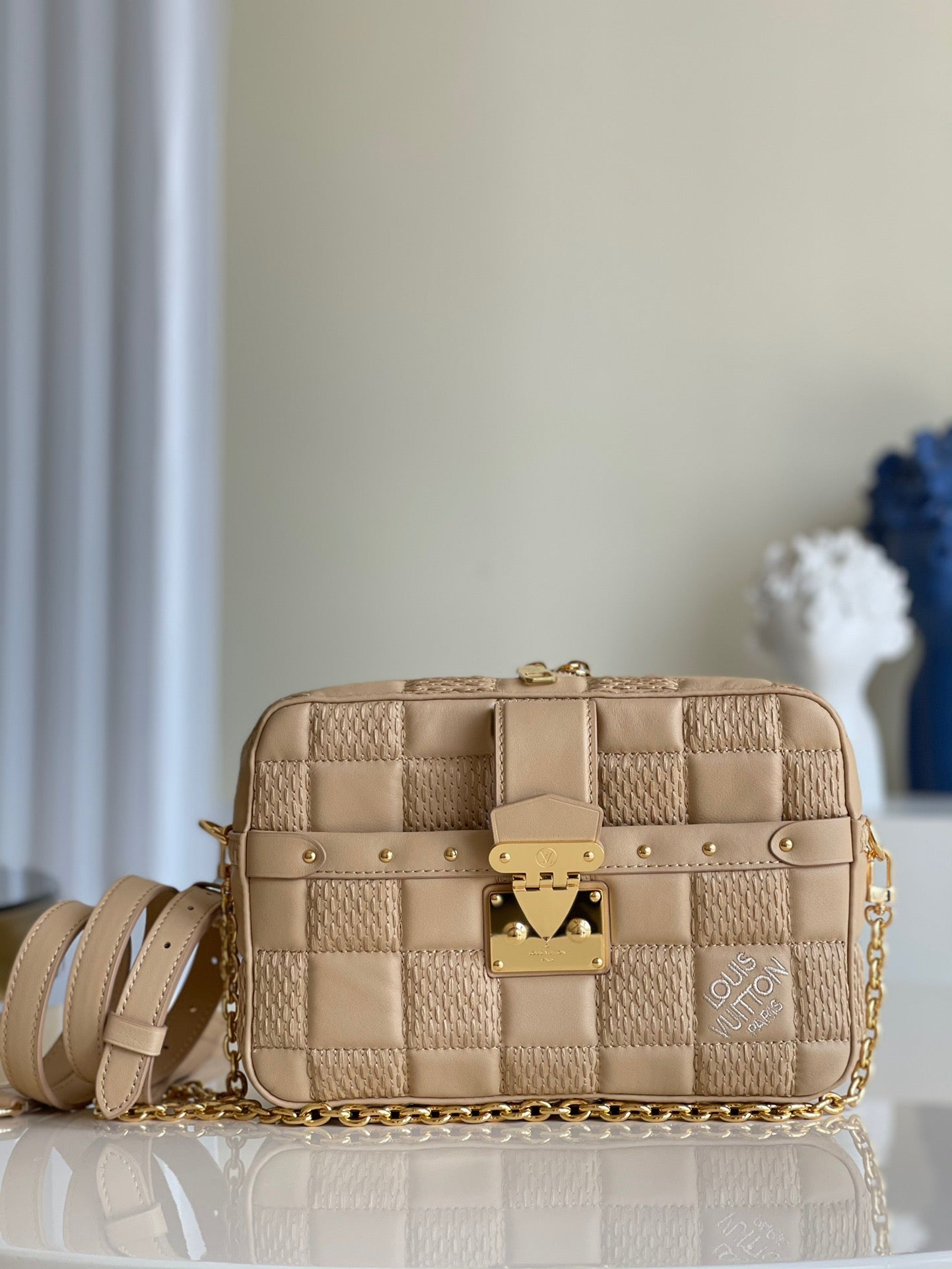 Troca Shoulder Bag