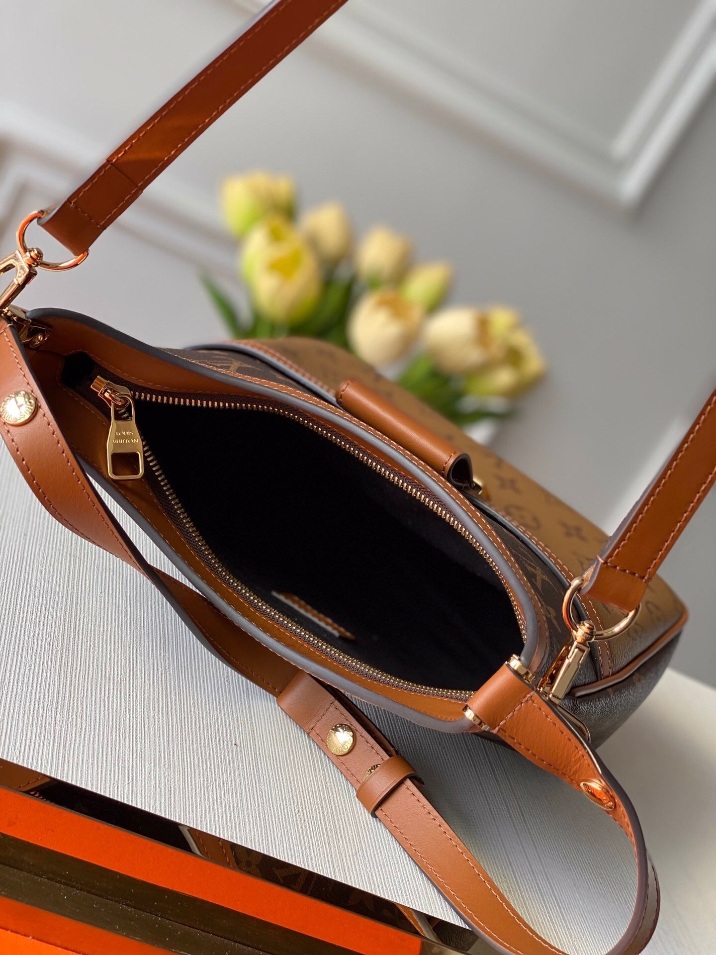 Dauphine Tote