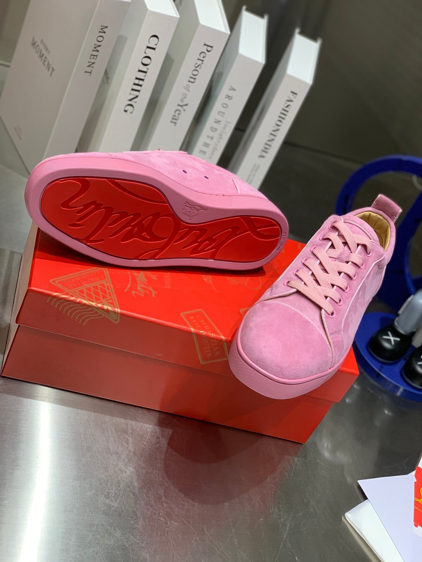 Louis Suede