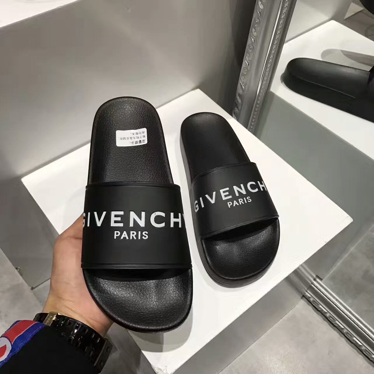 Logo Slides