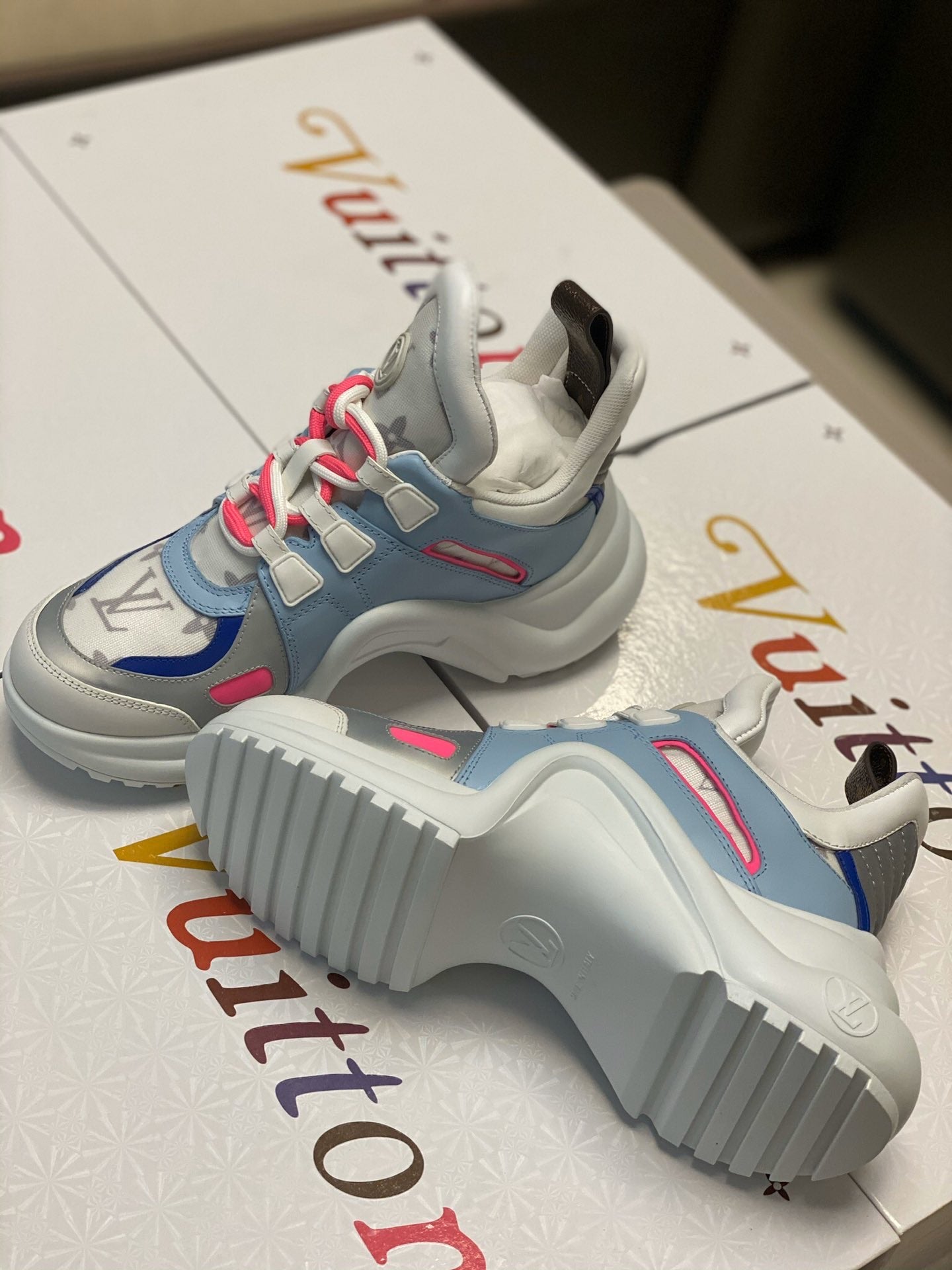 Archlight Sneaker