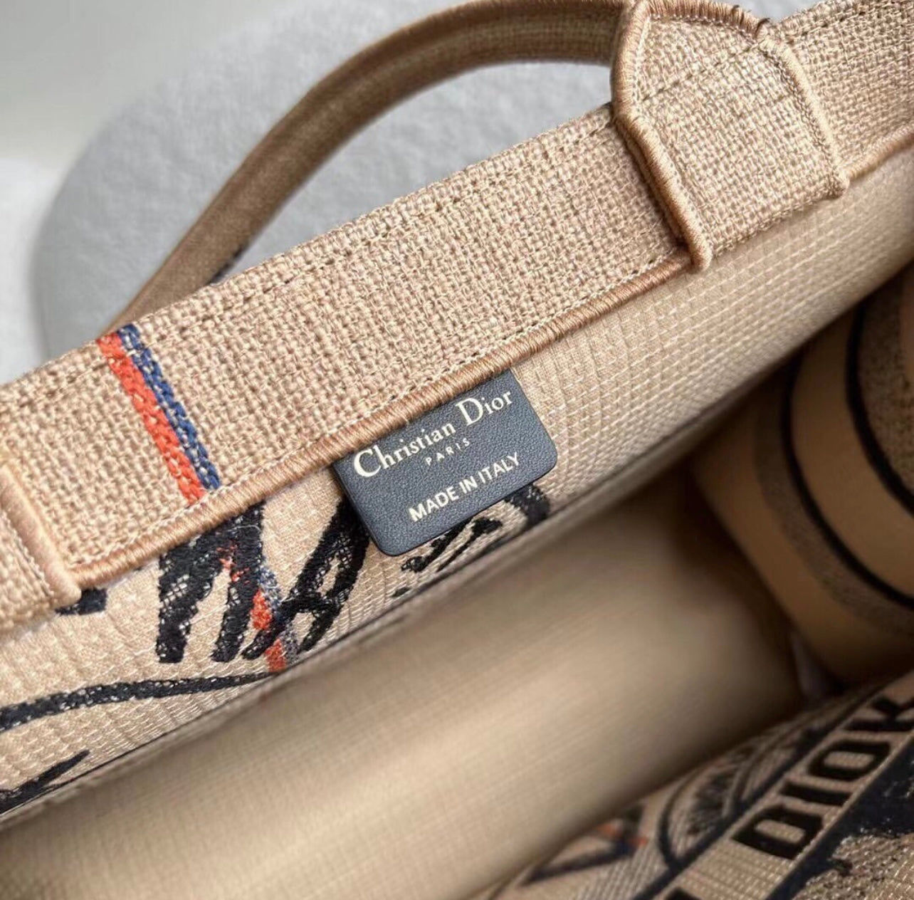 Medium Book Tote