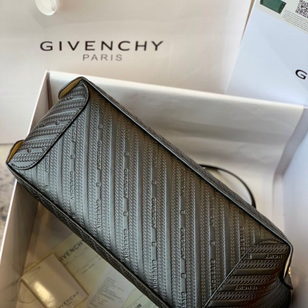 Bond Shopper Leather
